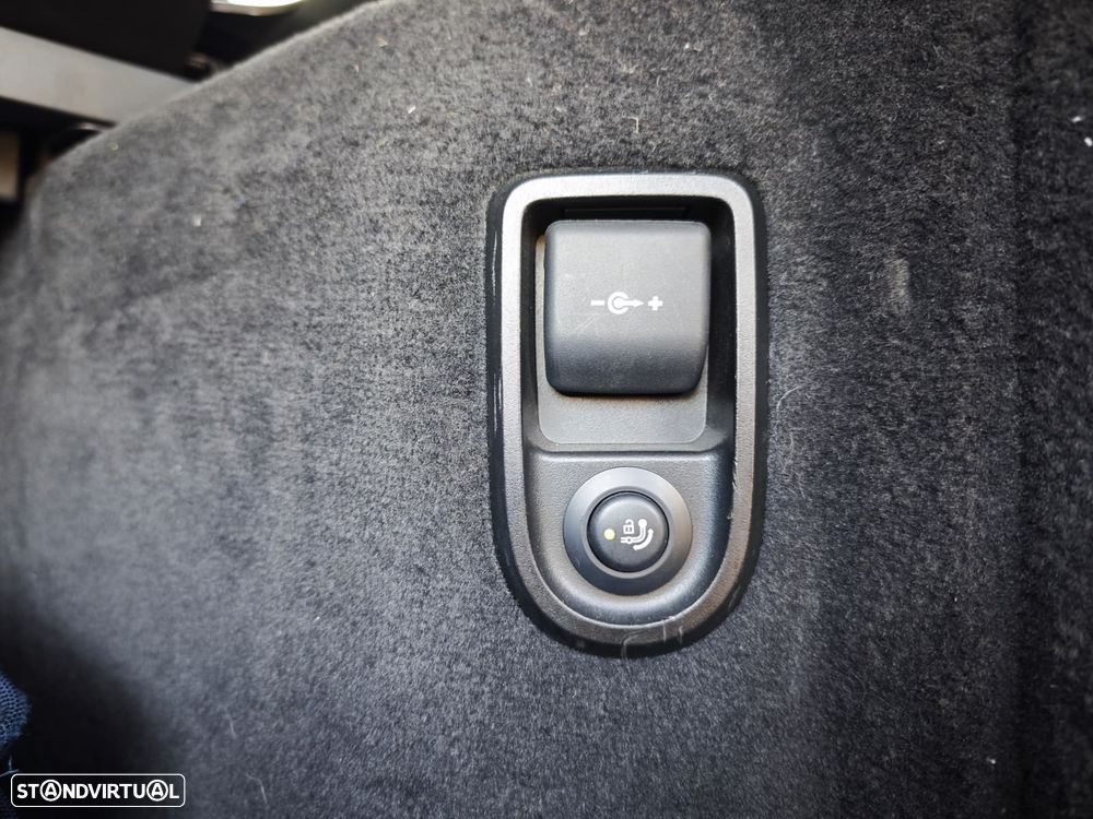 BMW 520 d Pack Desportivo M Auto - 10