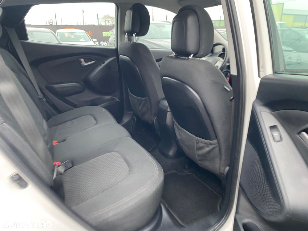 Hyundai ix35 - 13