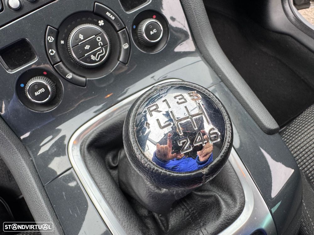 Peugeot 5008 1.6 HDi Sport - 17