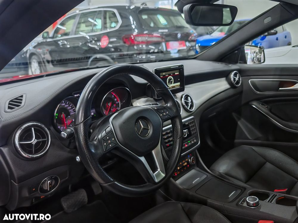 Mercedes-Benz CLA 200 7G-DCT Urban - 7
