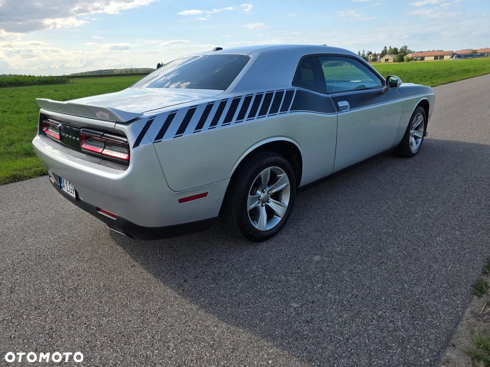 Dodge Challenger Automatik SXT Plus - 5