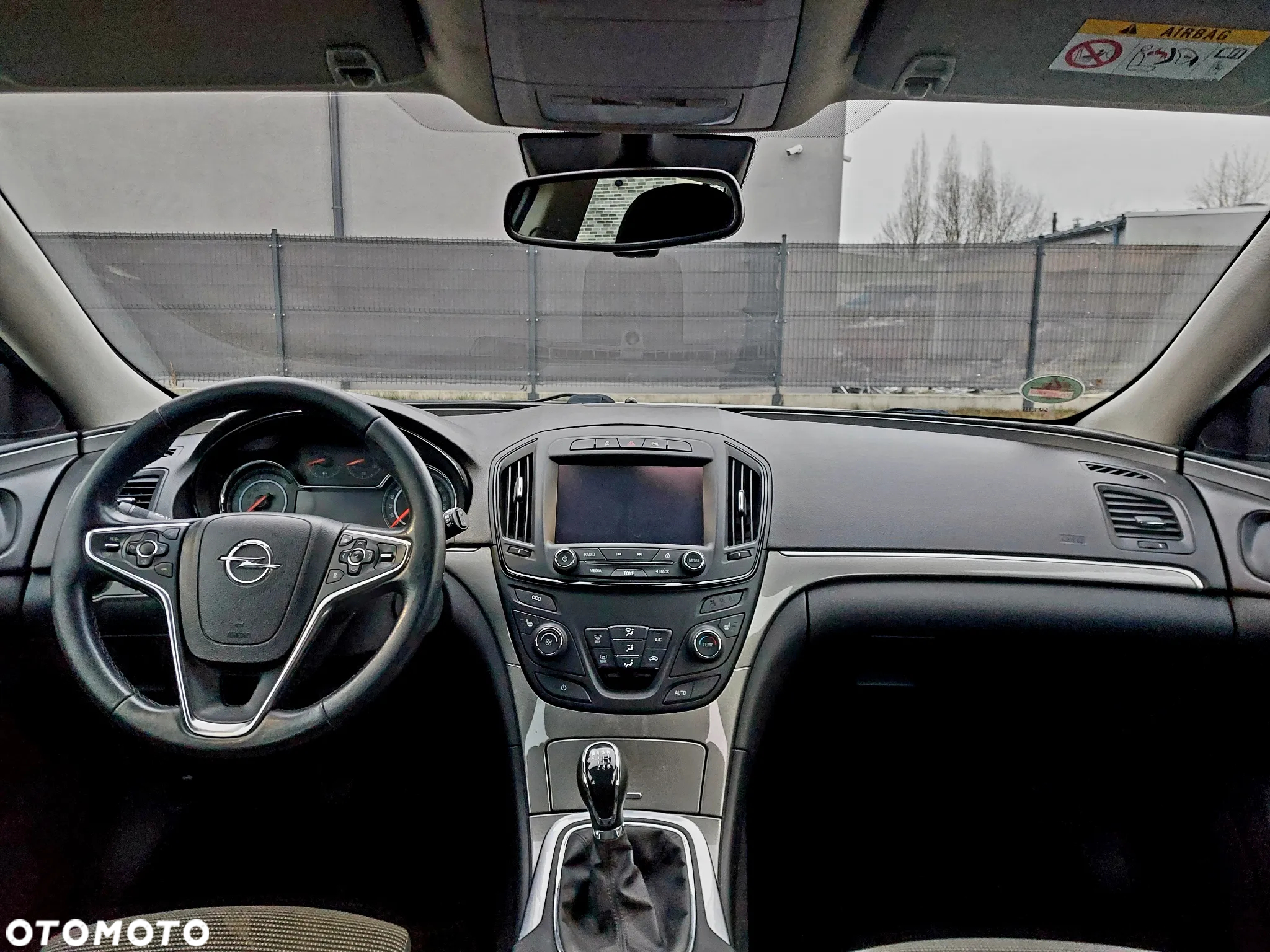 Opel Insignia - 19