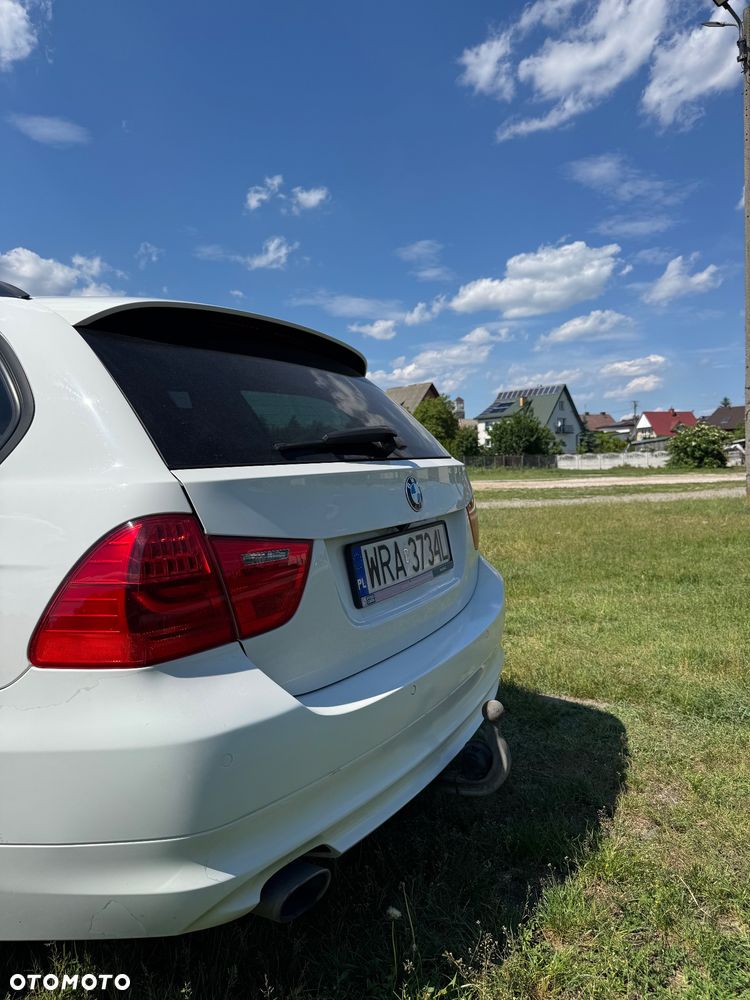 BMW Seria 3 320d - 11