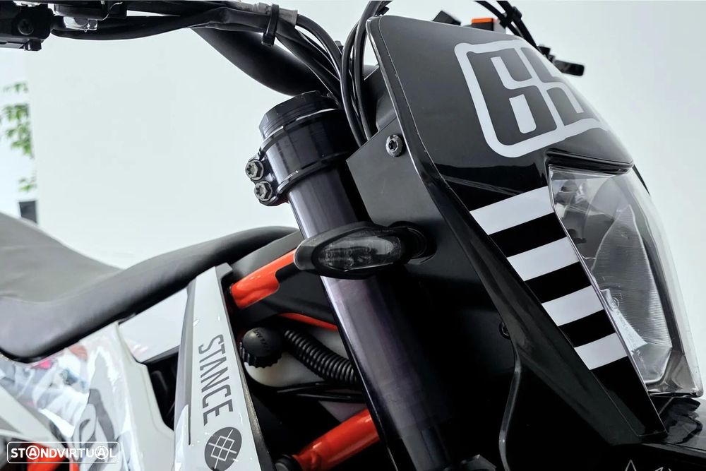 KTM 690 - 20