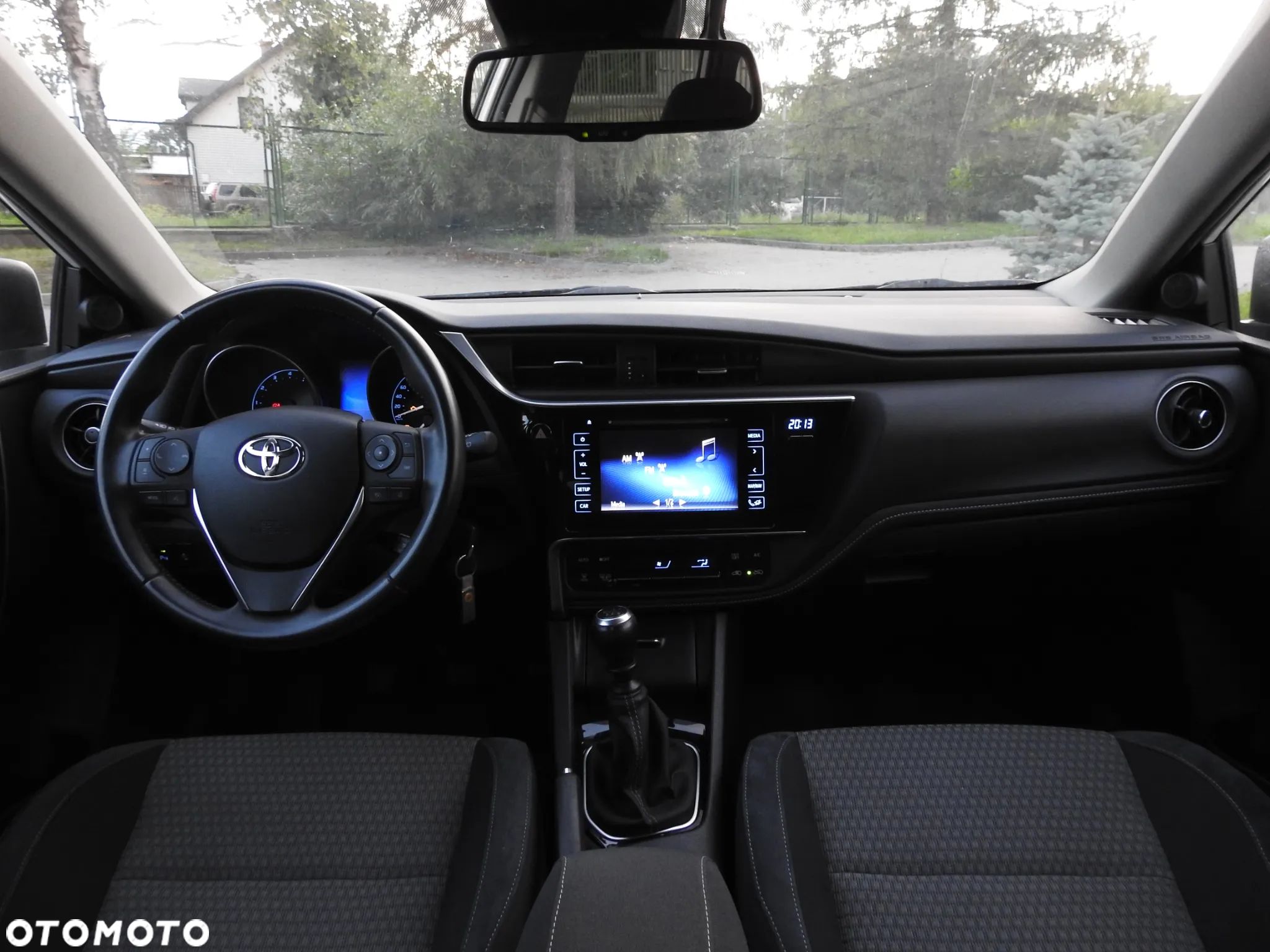 Toyota Auris 1.2 T Premium - 1