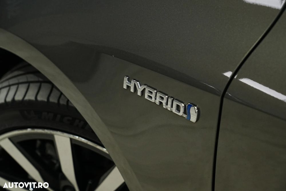 Toyota Corolla 1.8 HSD TS Exclusive - 37