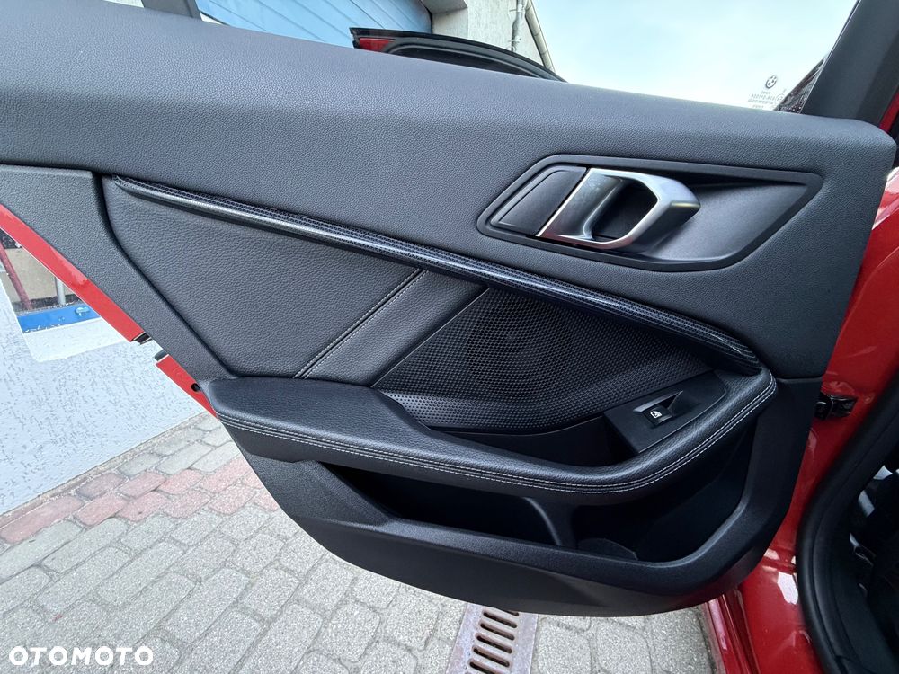 BMW Seria 1 118i GPF Sport Line - 37