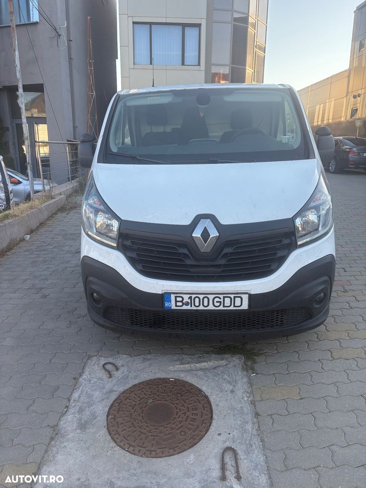 Renault Traffic - 1