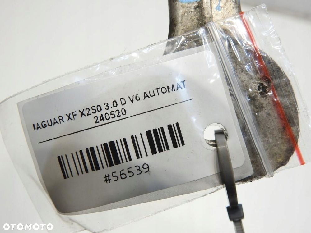 WAHACZ PRZÓD JAGUAR XF X250 3.0 D V6 - 4