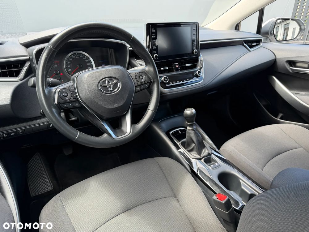 Toyota Corolla 1.5 Comfort - 11