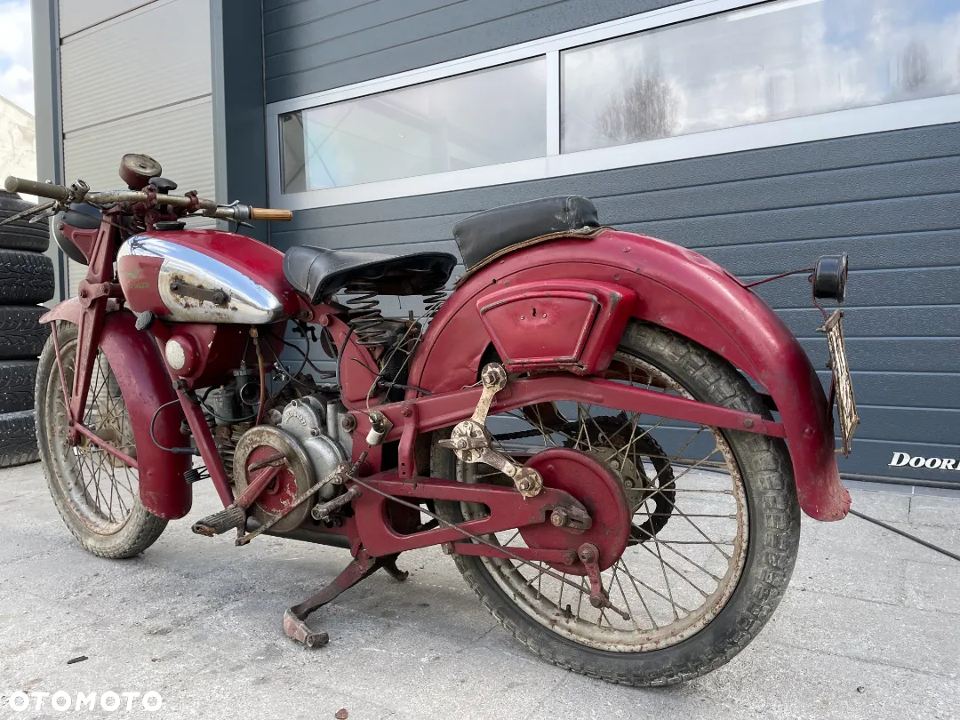 Moto Guzzi Inny - 25