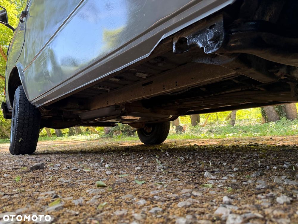 Volkswagen Transporter - 15