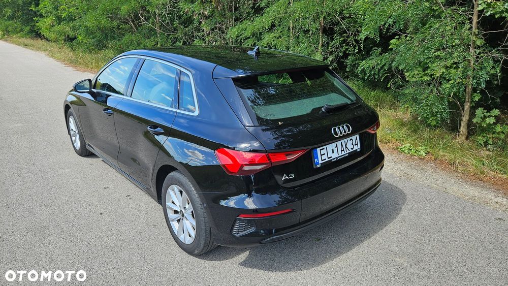 Audi A3 Sportback 35 TFSI S tronic - 5