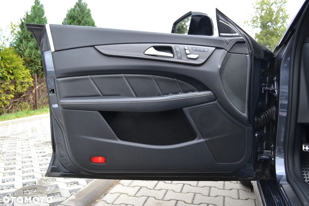 Mercedes-Benz CLS - 18