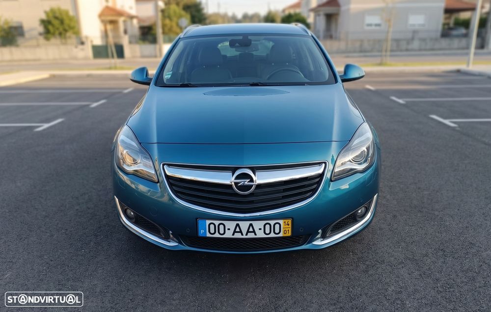 Opel Insignia Sports Tourer - 1