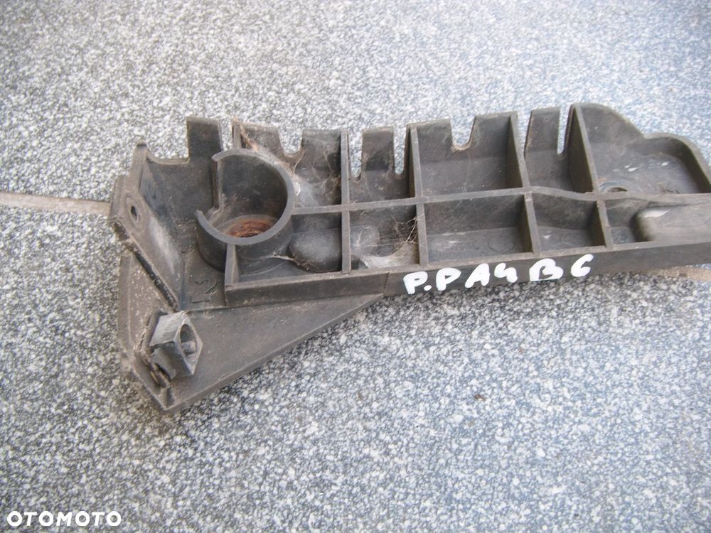 audi a4 b6   ślizg zderzaka prawy przód - 1