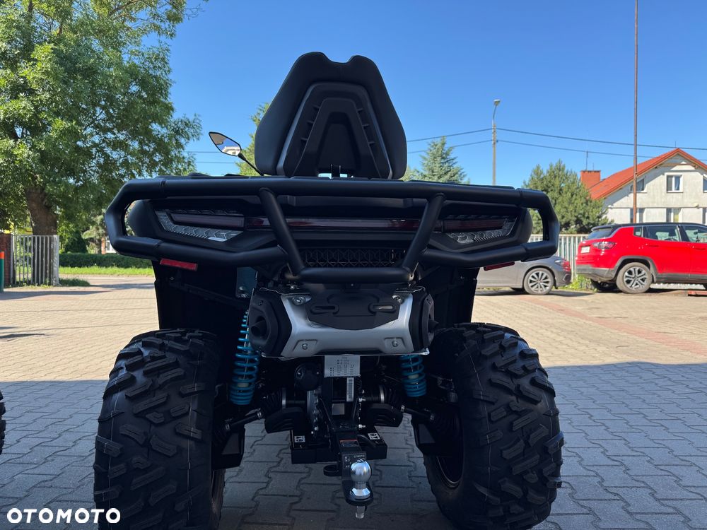 CFMoto CForce - 8