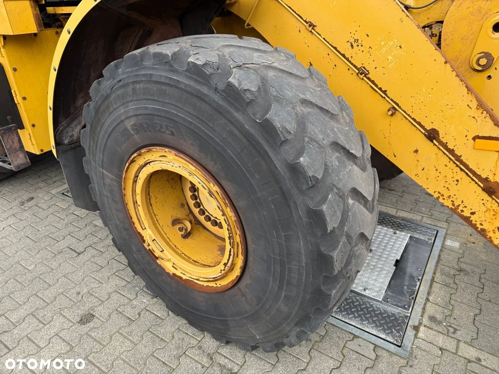 Caterpillar CAT 962M - 32