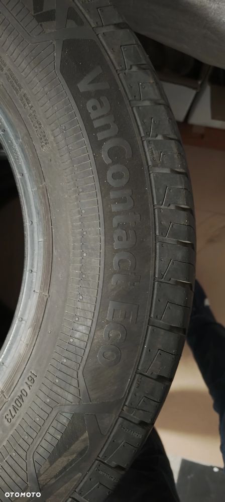 Continental Van Contact Eco 235x65x16 r23 - 5