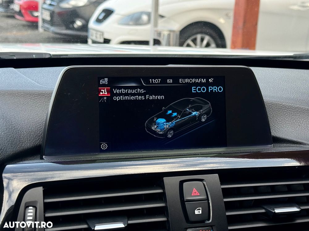 BMW Seria 3 318d Blue Performance - 27