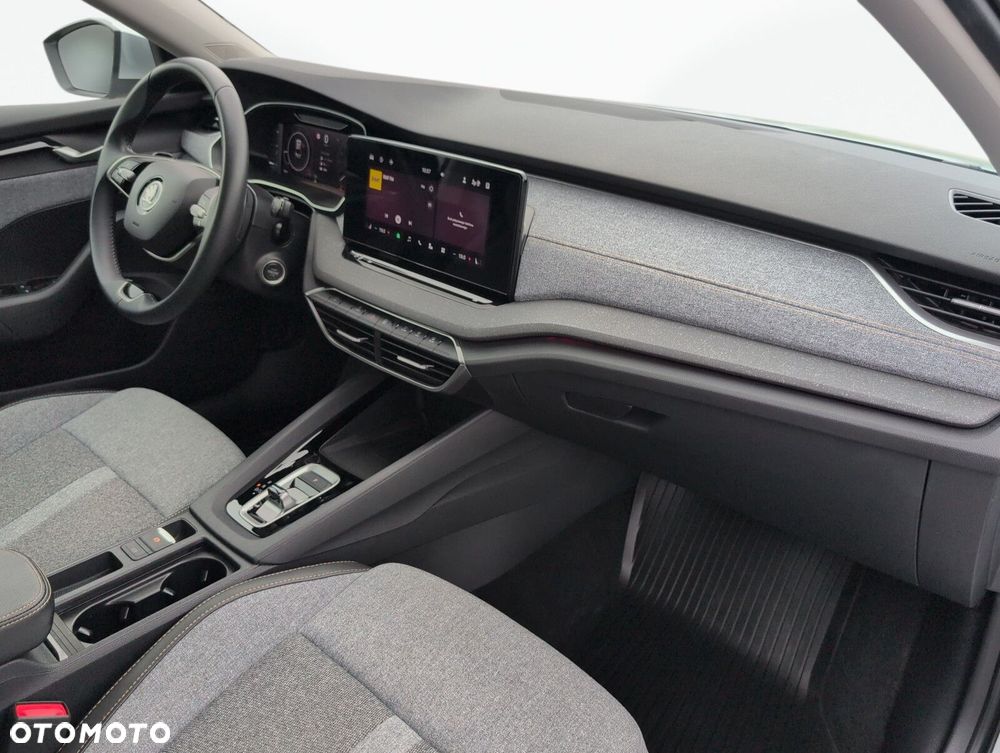 Skoda Octavia 2.0 TDI Edition 130 Selection DSG - 17