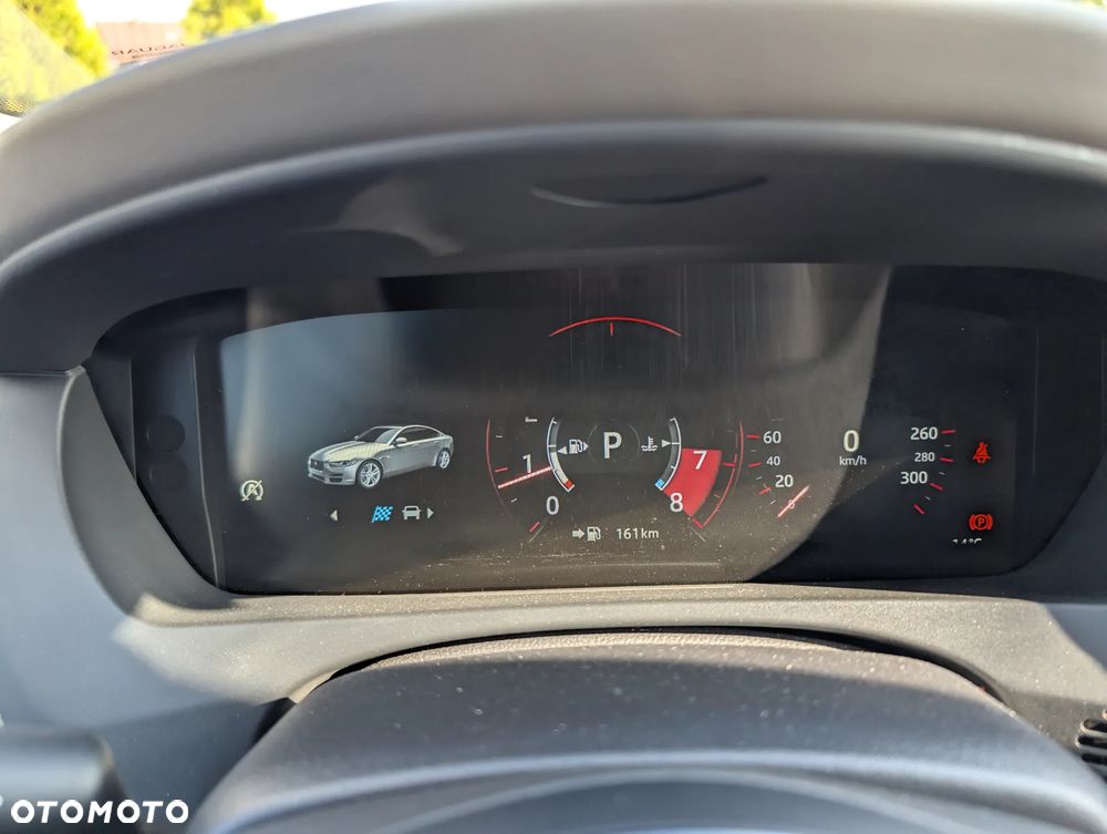 Jaguar XE 2.0 T Prestige - 26