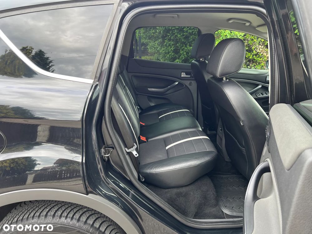 Ford Kuga - 16
