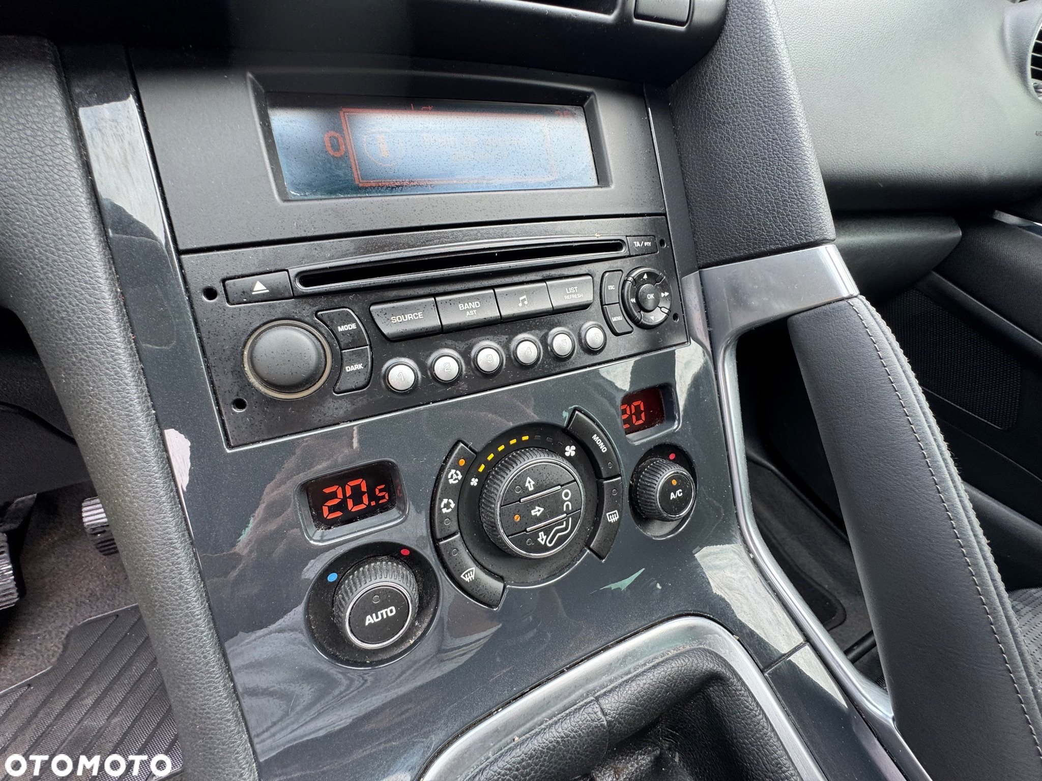 Peugeot 3008 1.6 HDi Premium - 19