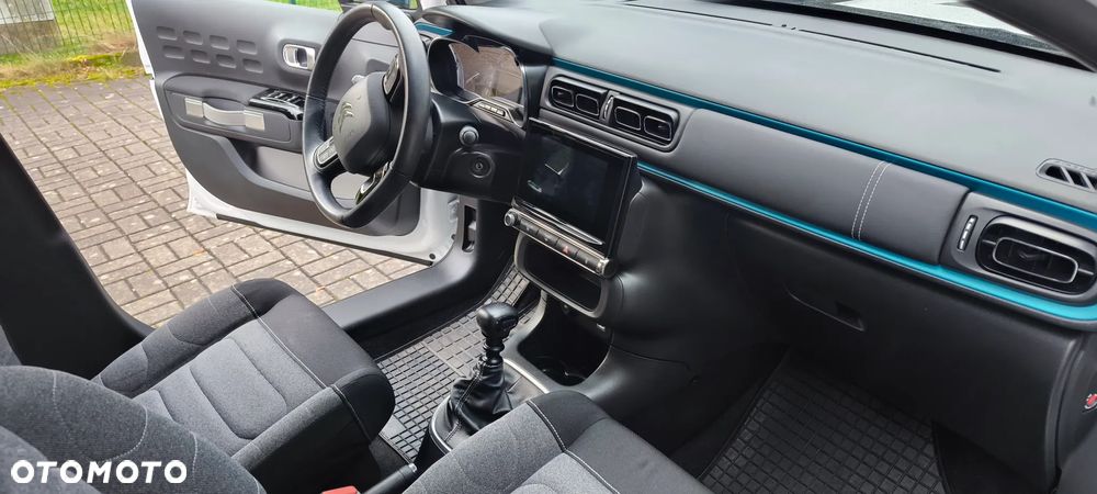 Citroën C3 1.2 PureTech Shine - 11