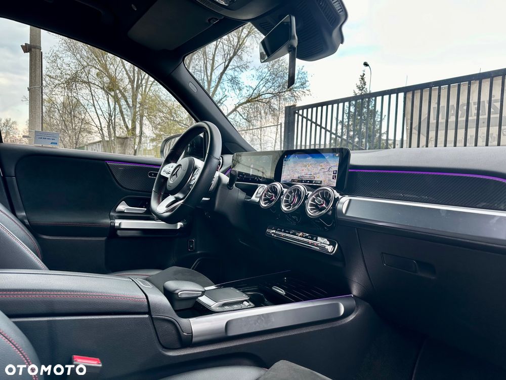 Mercedes-Benz GLB 200 d AMG Line 8G-DCT - 11