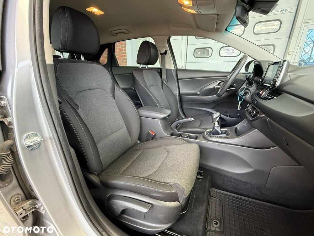 Hyundai i30 1.5 DPI Comfort - 12