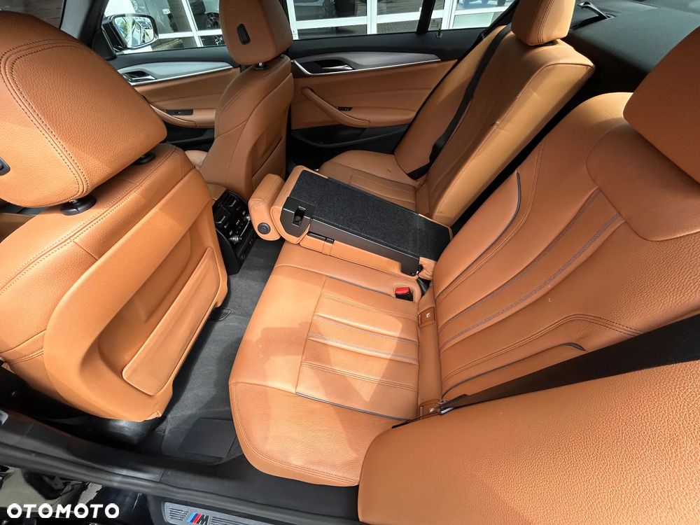 BMW Seria 5 530d xDrive mHEV M Sport sport - 22