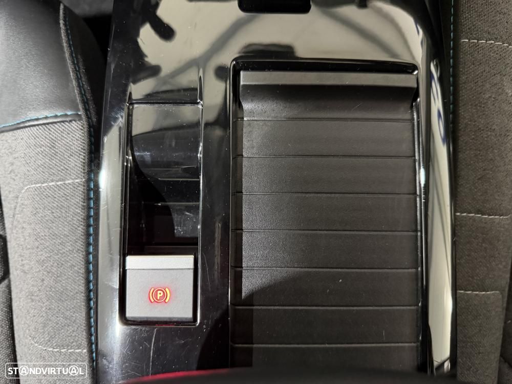 Citroën C4 PureTech 130 Stop&Start EAT8 PLUS - 24