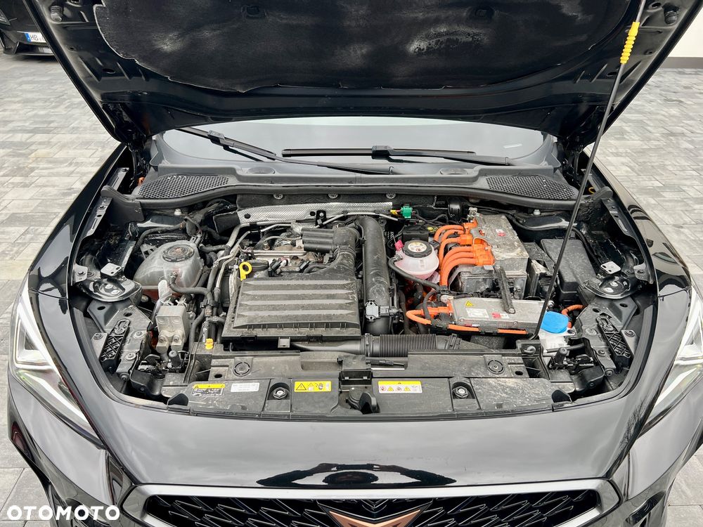 Cupra Formentor VZ 1.4 e-Hybrid DSG - 24