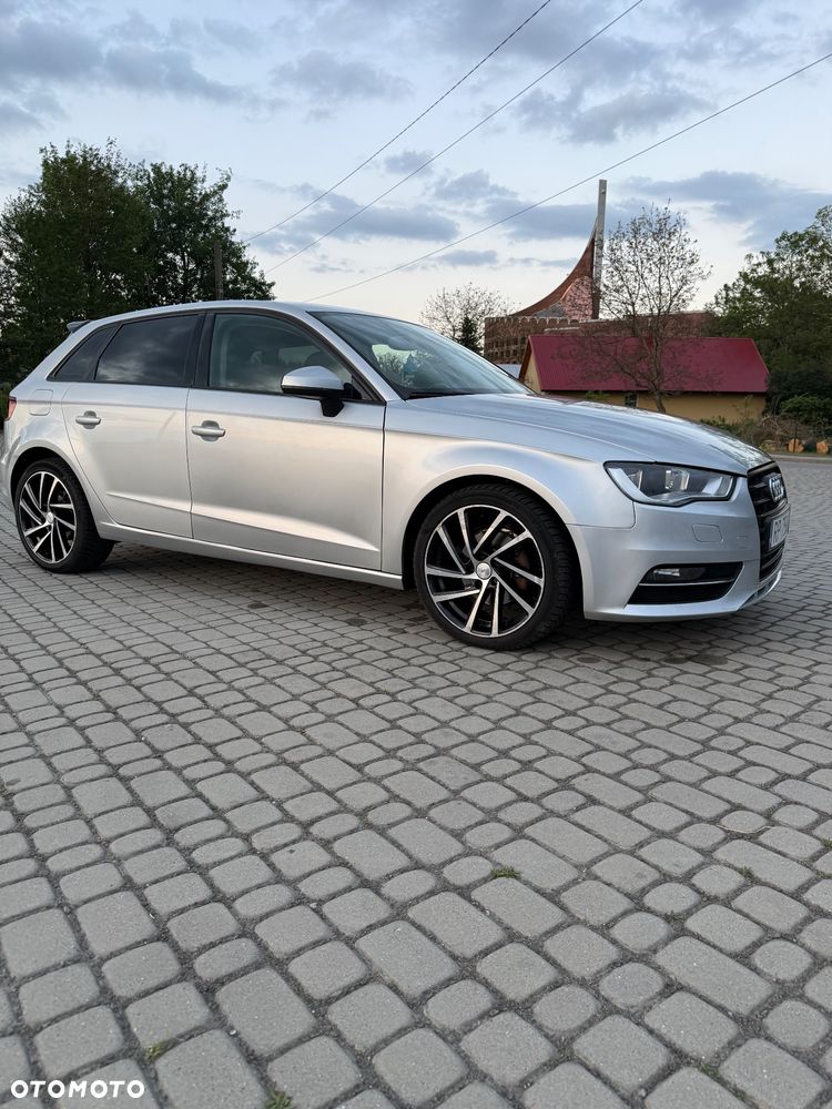 Audi A3 Sportback 1.6 TDI DPF Ambition S tronic - 21