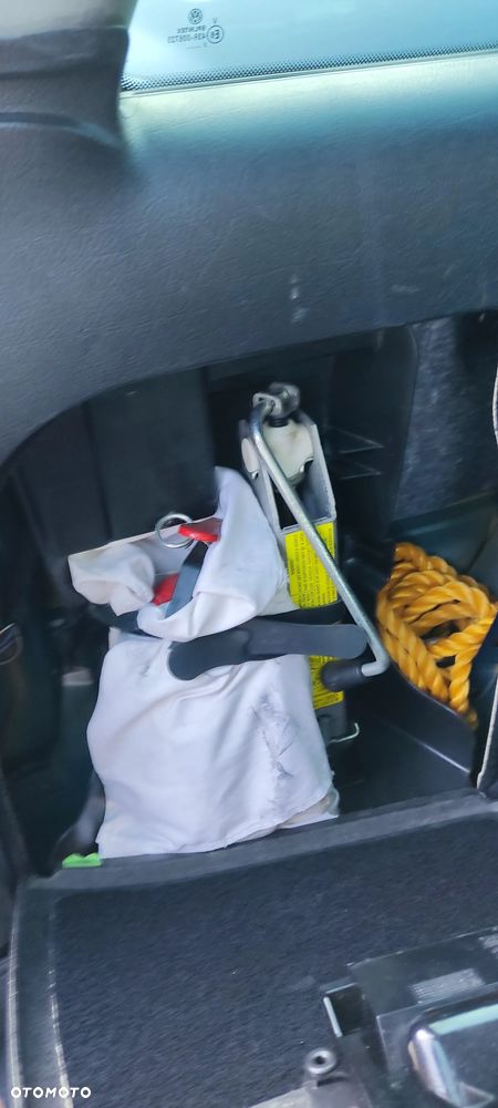 Volkswagen Passat 1.6 Basis - 35