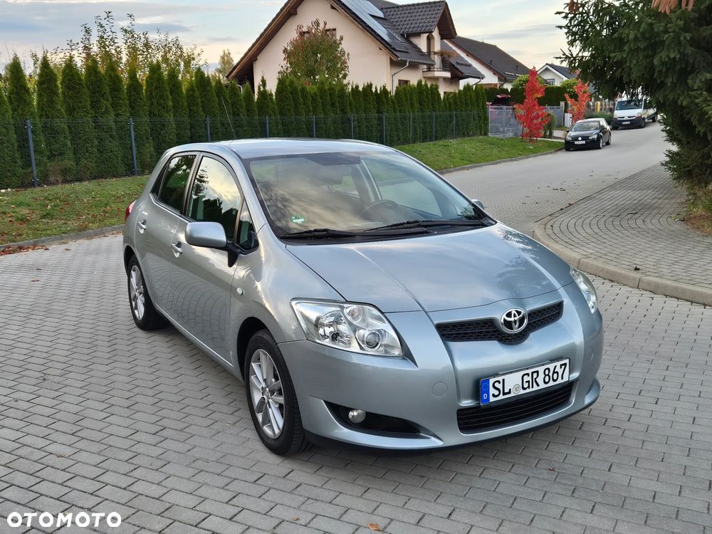 Toyota Auris 1.6 VVT-i Executive - 6