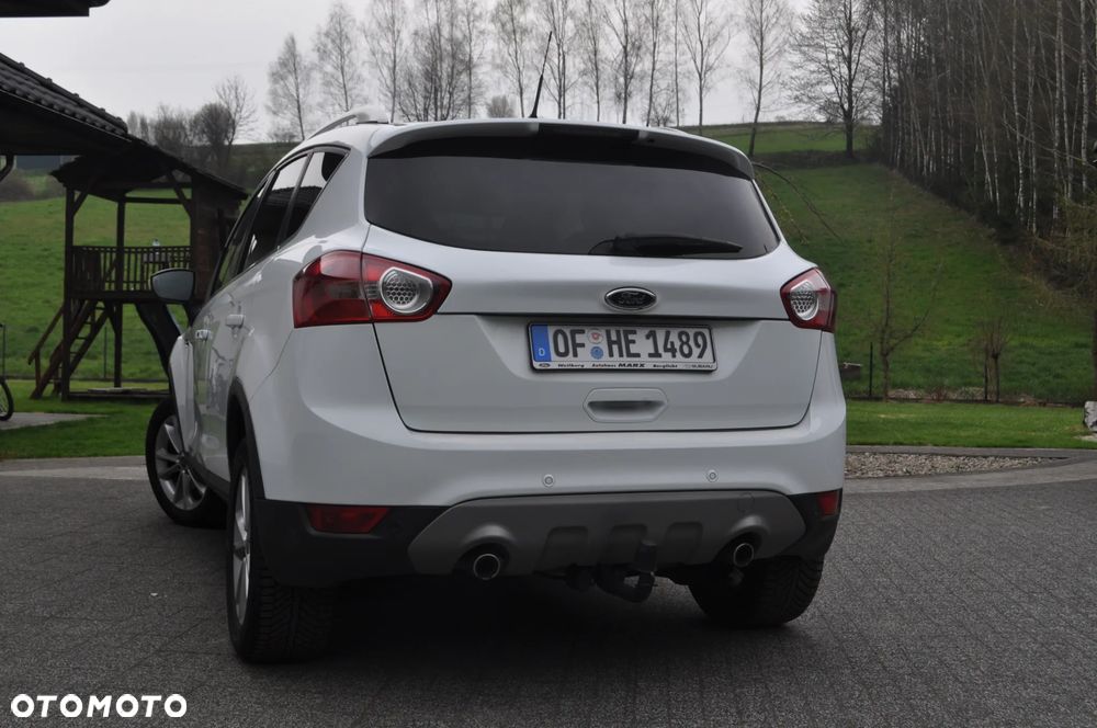 Ford Kuga 2.0 TDCi 2x4 Titanium - 5