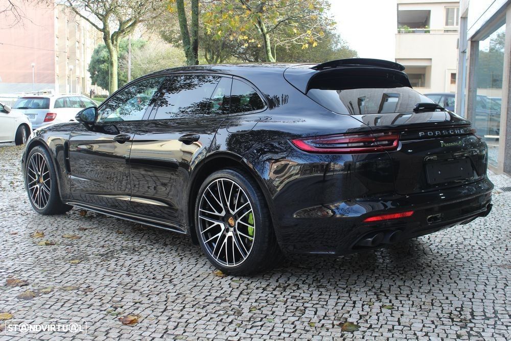 Porsche Panamera Sport Turismo 4 E-Hybrid - 10