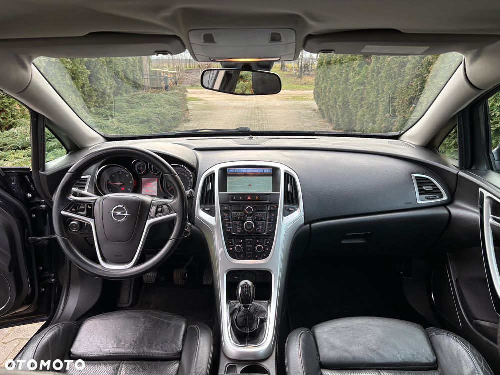 Opel Astra 2.0 CDTI DPF Cosmo - 8