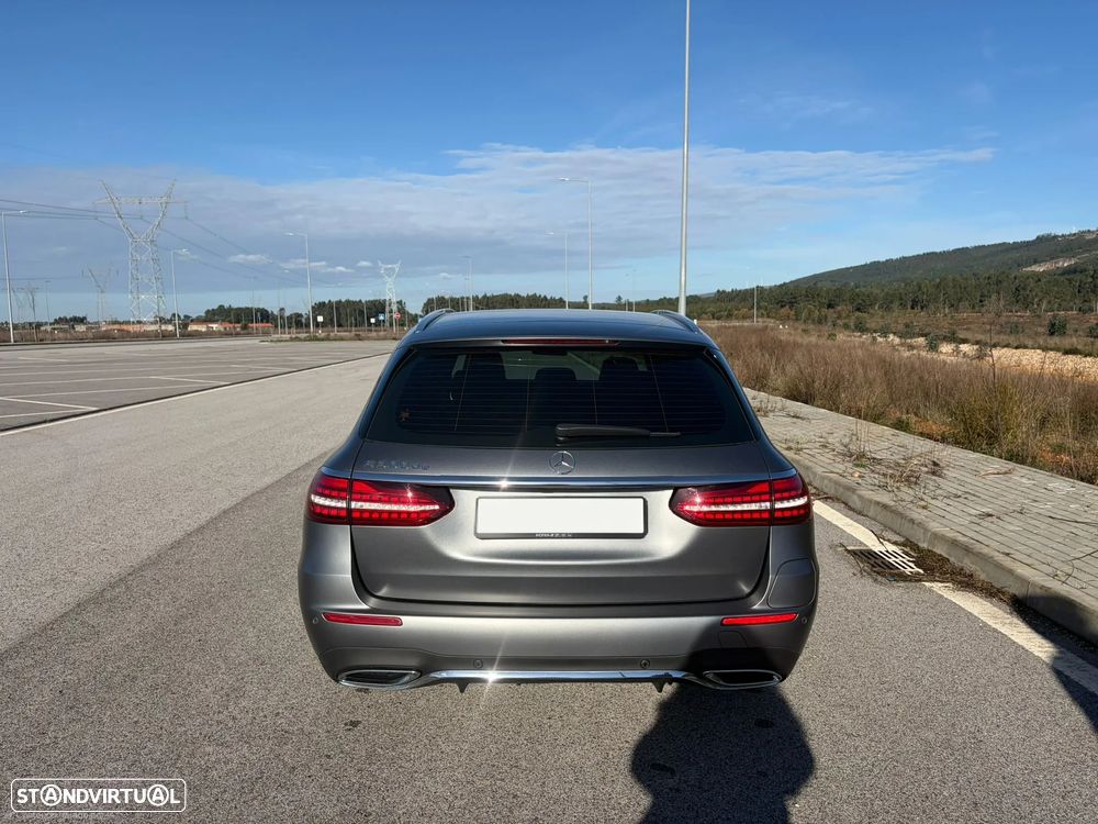 Mercedes-Benz E 300 de 4Matic 9G-TRONIC Night Edition - 3