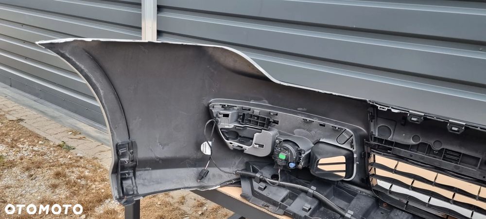 RENAULT LAGUNA III LIFT 2011- Zderzak przód oryginał MA077 - 12