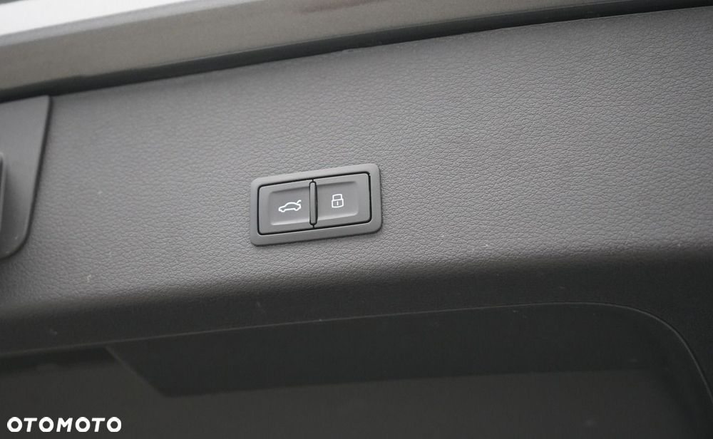 Audi Q8 e-tron - 13