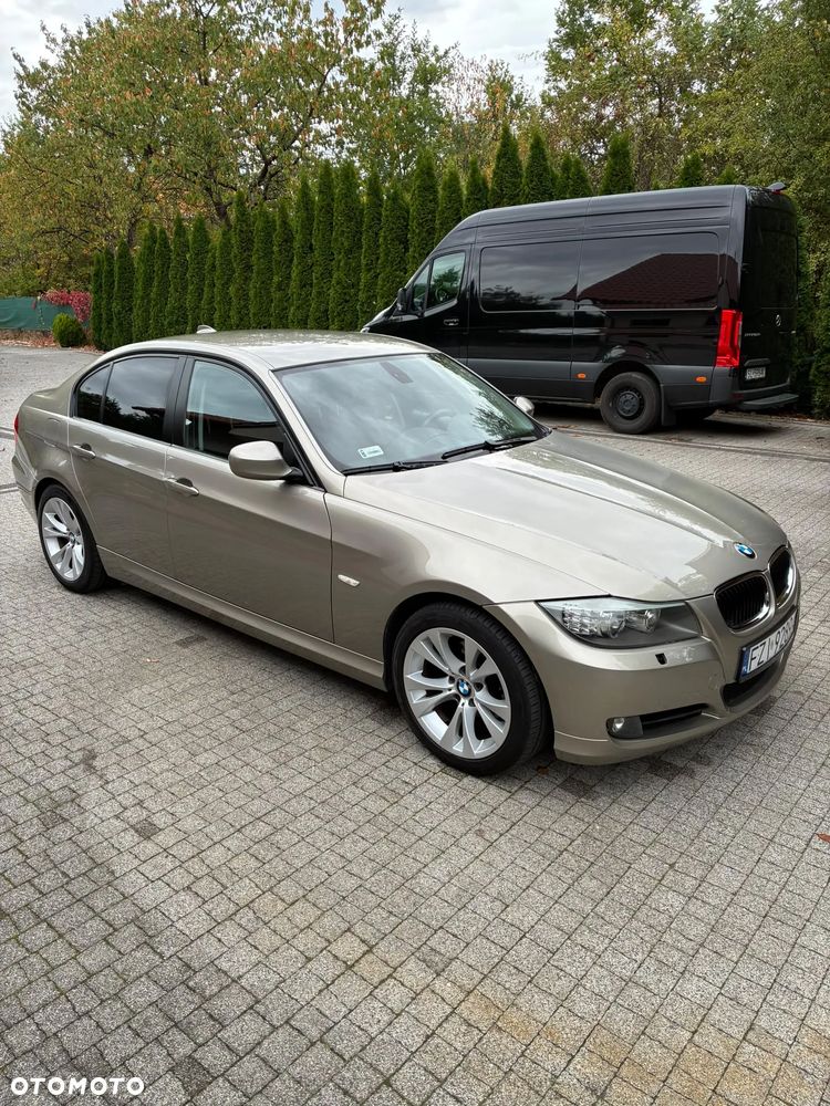 BMW 318I