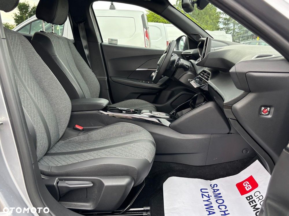 Peugeot 2008 - 14