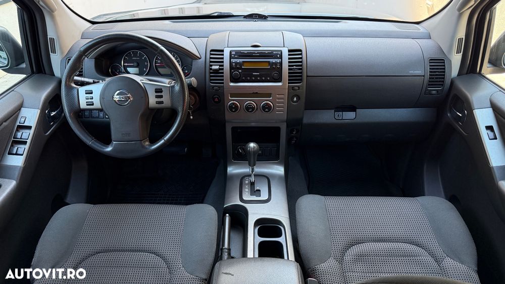 Nissan Pathfinder 2.5 dCi Aut SE - 6
