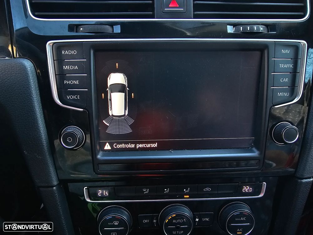 VW Golf 1.6 TDi R-Line - 18