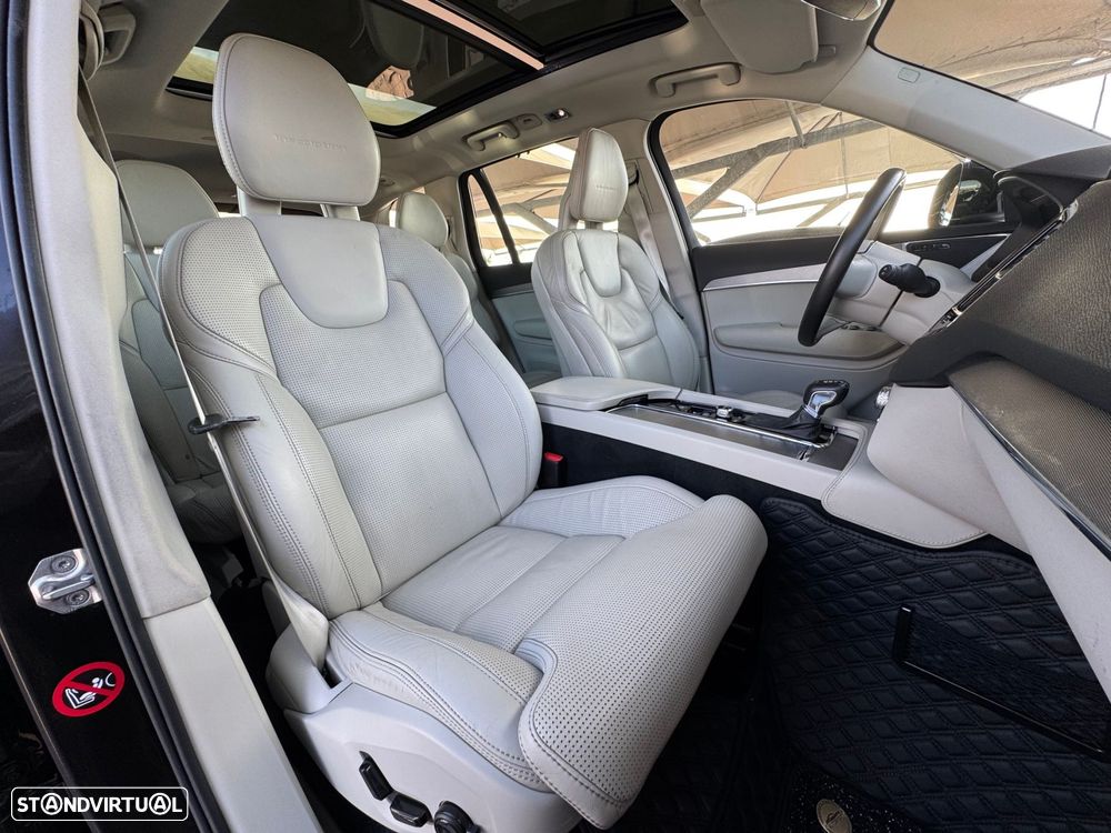 Volvo XC 90 - 33
