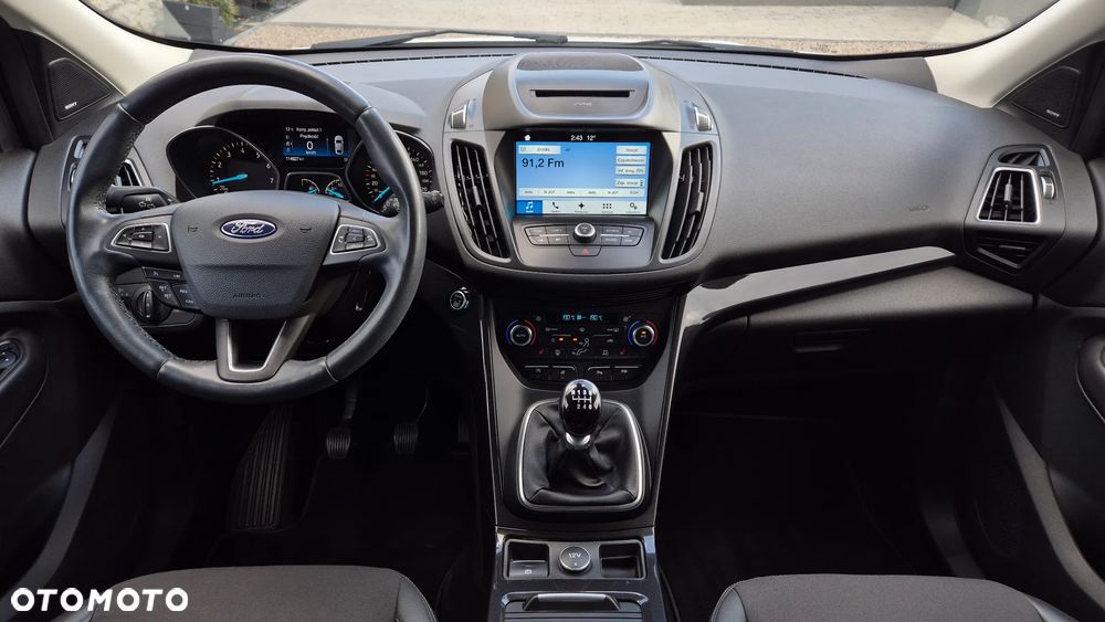 Ford Kuga 1.5 EcoBoost 2x4 Titanium - 7