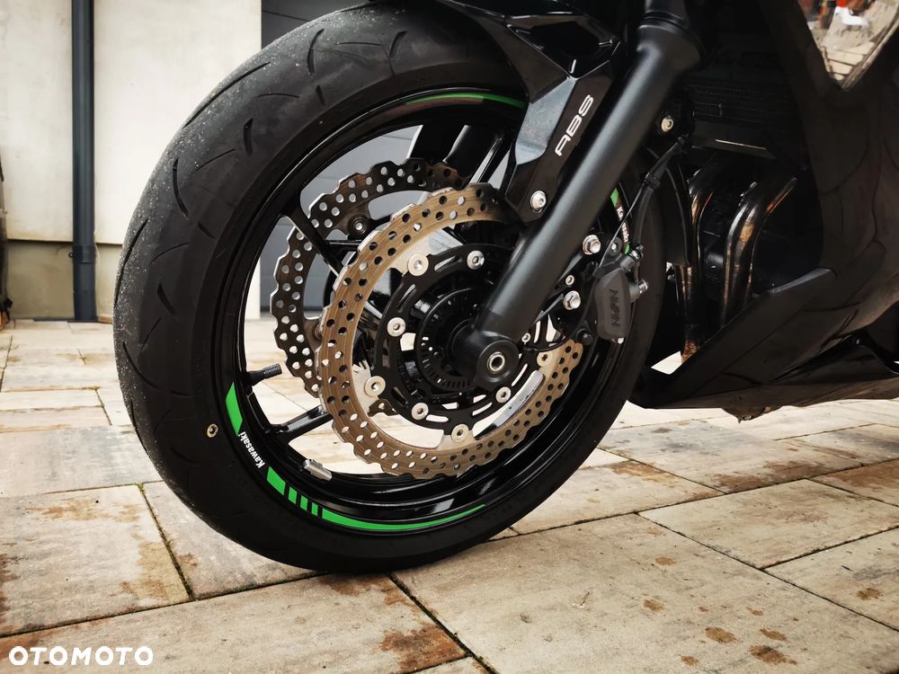 Kawasaki Ninja - 12